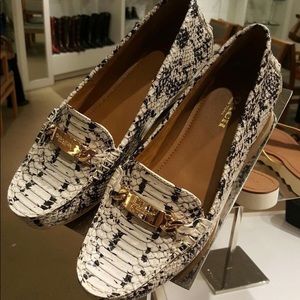 COACH Snakeskin Loafers/Flags Size 9